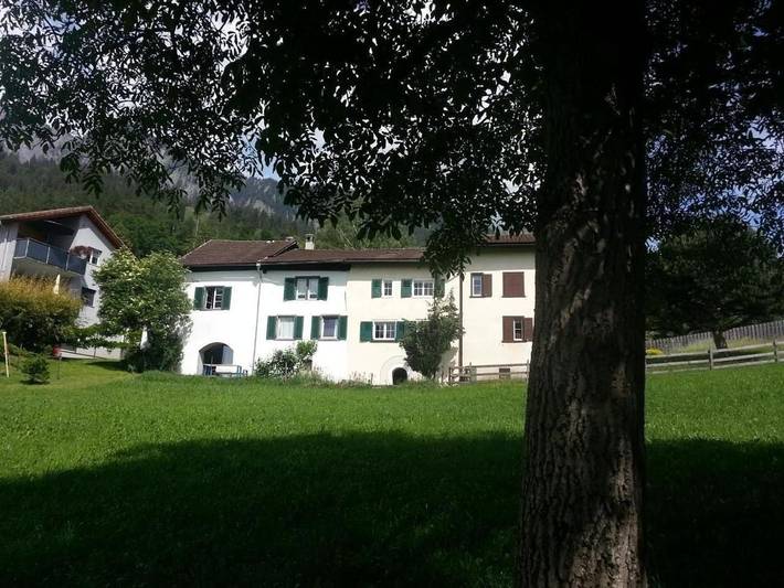 Location de vacances pour 6 personnes, avec terrasse et jardin, animaux acceptés à Maienfeld