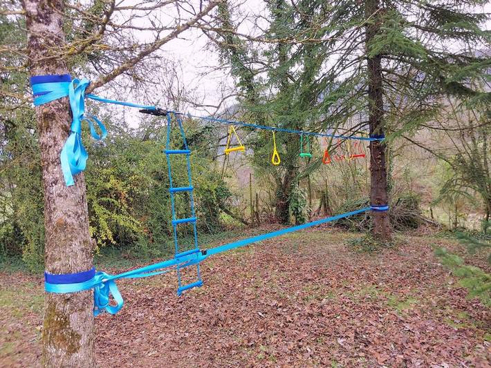 Location de vacances pour 15 personnes, avec piscine ainsi que terrasse et vue, animaux acceptés dans Saint-Bueil - 2