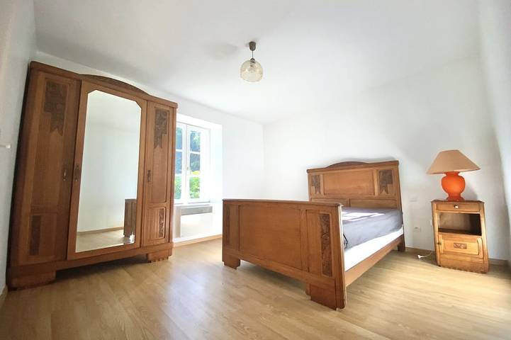 Location de vacances pour 8 personnes, avec jardin et jacuzzi à Vareilles - 2