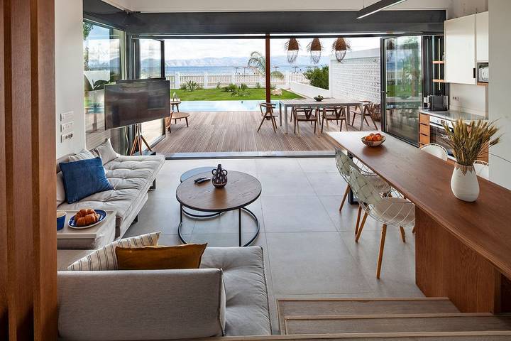 Location de vacances pour 6 personnes, avec terrasse ainsi que jardin et sauna dans Kavos - 3