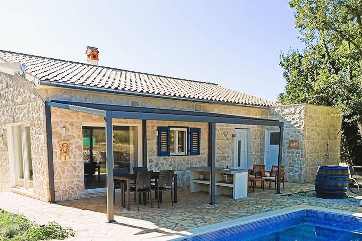 Ferienhaus für 6 Personen, mit Pool - 1