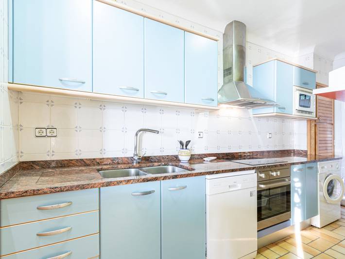 Ferienhaus für 8 Personen, mit Terrasse und Garten in Roses - 3