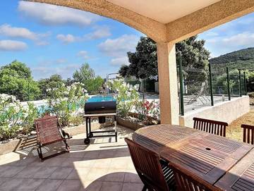 Villa pour 14 Personnes dans Saint-Jean-du-Pin, Région d'Alès, Photo 3