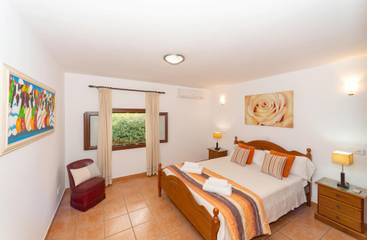 Villa in Cala Sa Nau, Felanitx für 6 