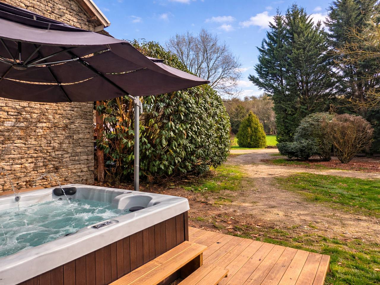 Casa renovada con spa y jardín cerca de Besanzón in Beaumotte-Aubertans, Alto Saona