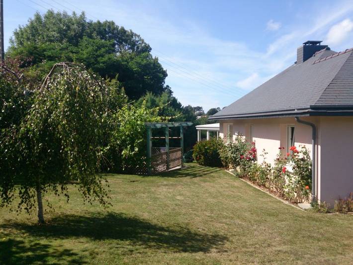 Gîte pour 4 personnes, avec jardin et terrasse à Trébeurden - 2