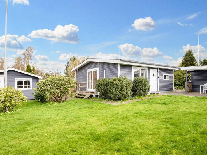 Ferienhaus für 6 Personen, mit Terrasse und Garten in Høll - 2