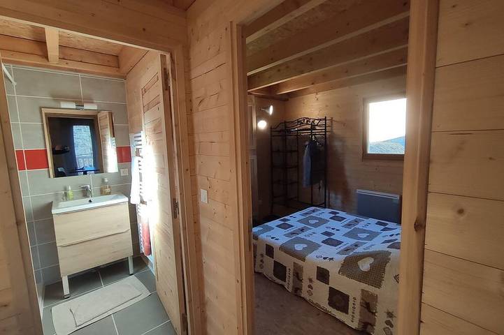 Gîte pour 4 personnes, avec jardin et terrasse à Queige - 4
