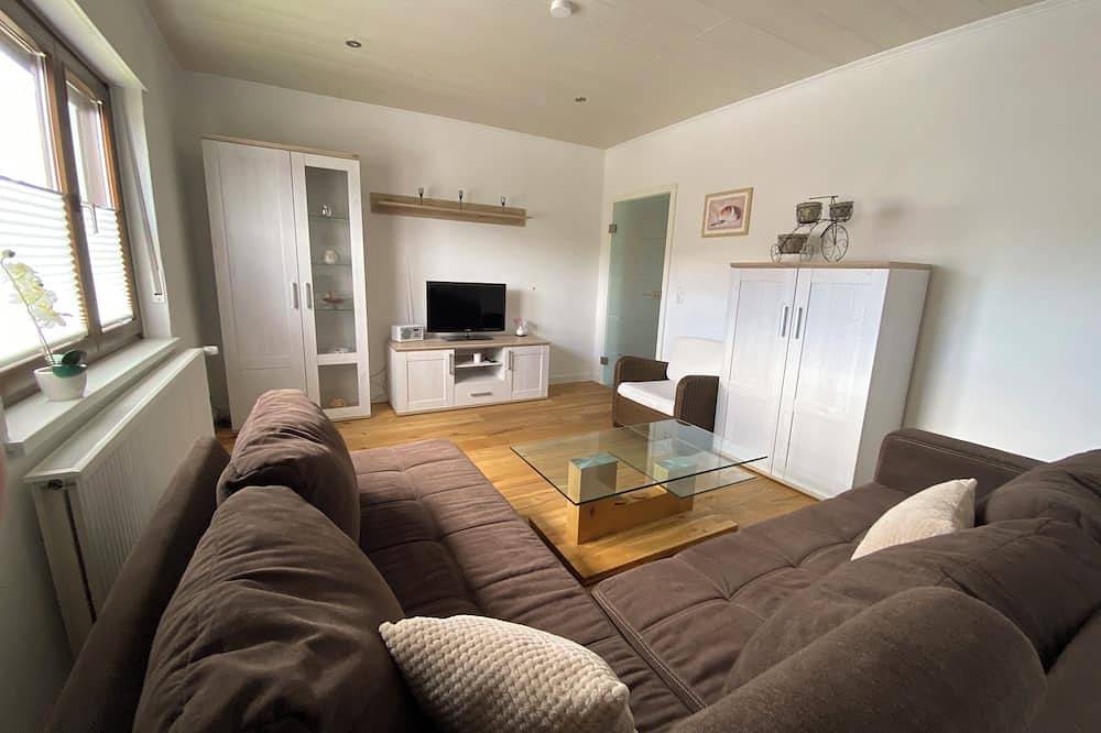 Ganze Wohnung, \"Ruhe und Natur erleben\" im Apartmenthaus Ruhezeit Apartment \"Hülsbach\" in Bad Endbach, Naturpark Lahn-Dill-Bergland