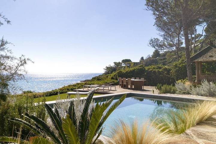 Villa pour 6 personnes, avec terrasse et jardin