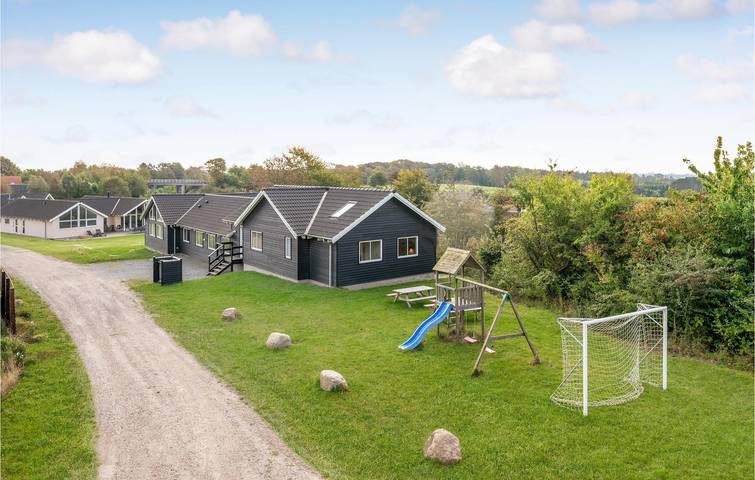 Ferienhaus für 16 Personen, mit Whirlpool und Pool sowie Sauna und Garten in Tisvilde - 2