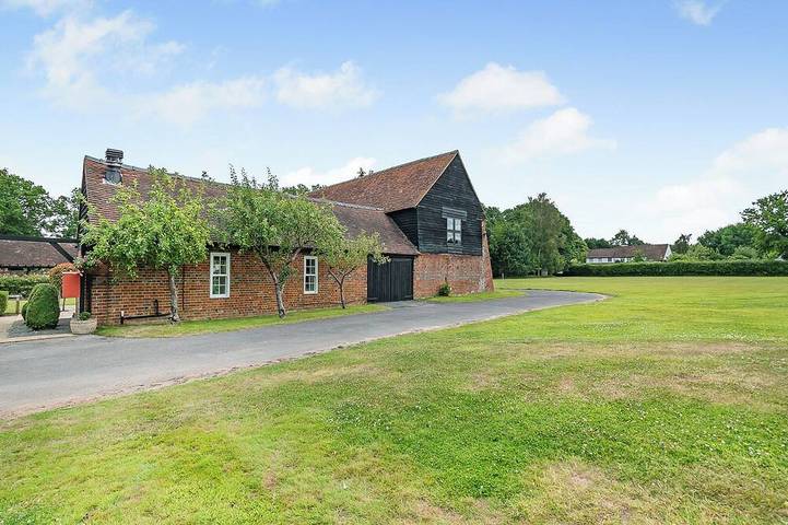 Gîte pour 8 personnes, avec piscine et jardin - 1