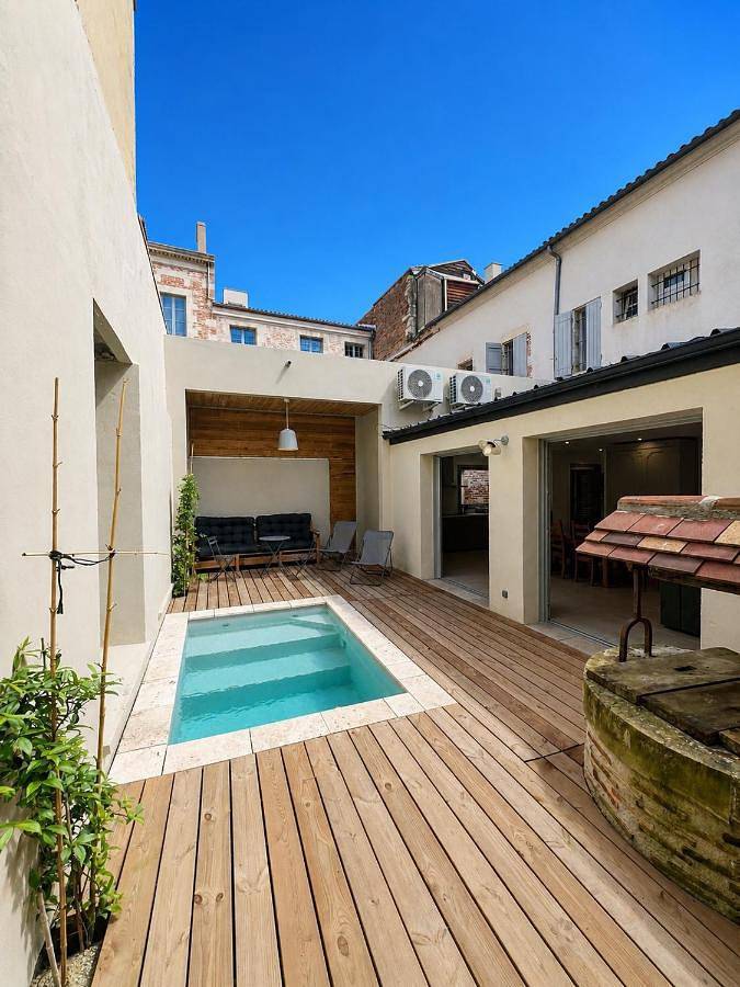 Location de vacances pour 6 personnes, avec terrasse ainsi que jardin et piscine à Agen - 3