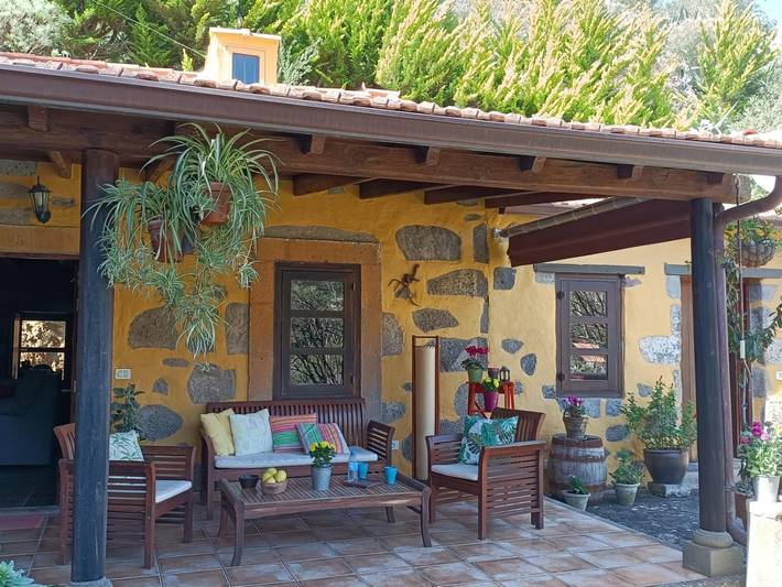 Casa rural para 4 personas, con piscina además de terraza y jardín en Gran Canaria - 2