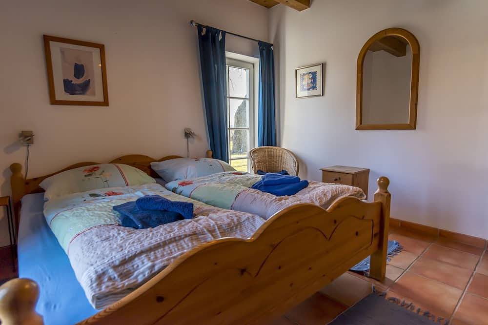 Ganze Wohnung, Ferien unter dem Reetdach - Wohnung 1 in Altenkirchen, Rügen