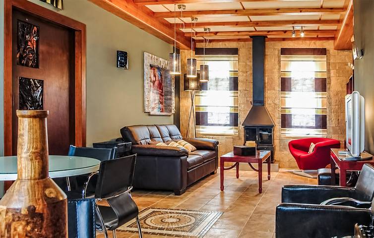 Acogedor 400sqft Apt con aire acondicionado, piscina, parking y terraza - Cerca de restaurante in Villalonga, Provincia de Valencia