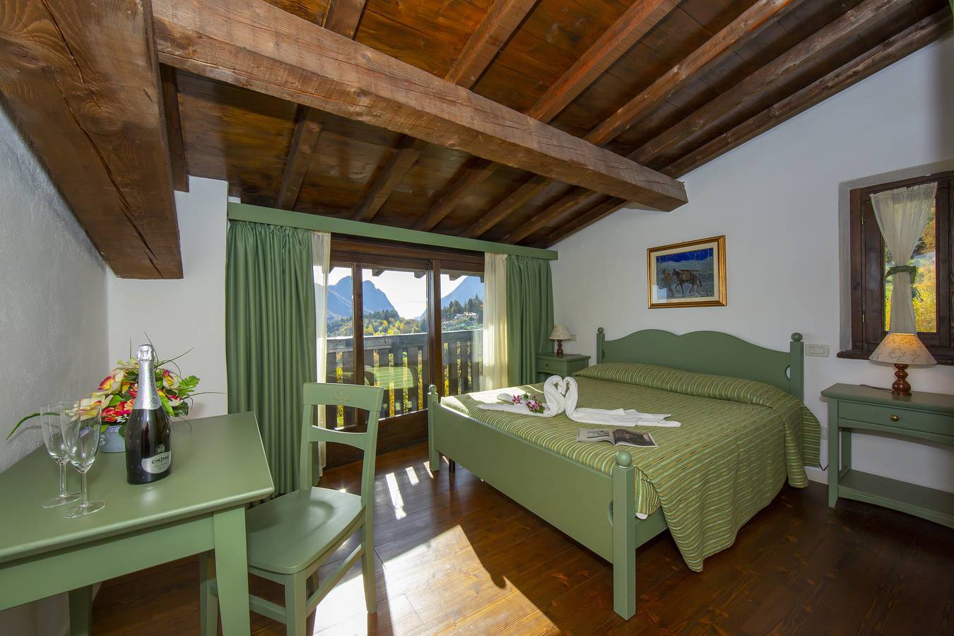 Appartamento intero, Liano Rosa-view lake & parking in Gargnano, Prealpi Gardesane
