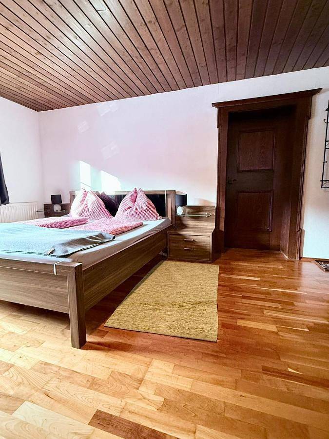 Ganze Wohnung, Double Room with Balcony in Jochberg, Bezirk Kitzbühel