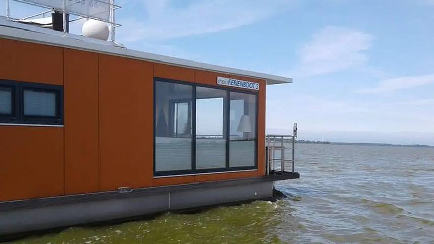 Boot für 2 Personen, mit Terrasse in Ribnitz-Damgarten - 2