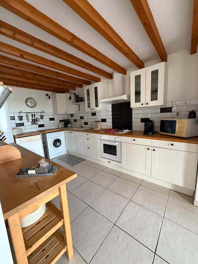 Gîte pour 8 personnes, avec jardin et piscine à Olonzac - 4