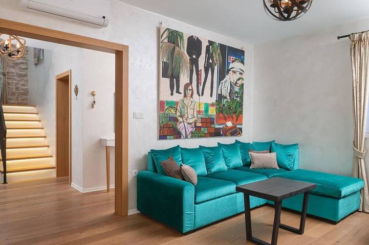 Splendida casa con 3 camere da letto a. in Ugliano, Isola di Ugljan
