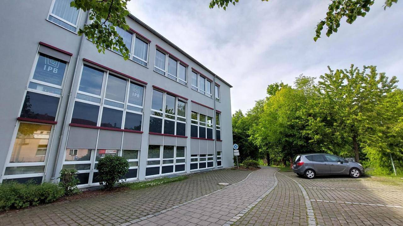 Triple Room in Altenerding, Erding