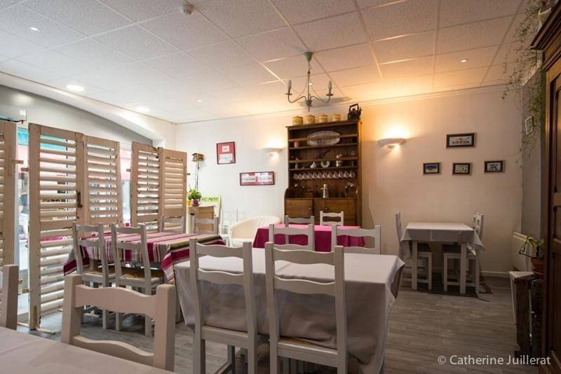 Twin Room in La Tremblade, Côte de Beauté