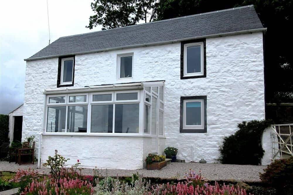 Swallow Cottage -  a cottage that sleeps 6 guests  in 3 bedrooms in Dalbeattie, Dumfries and Galloway