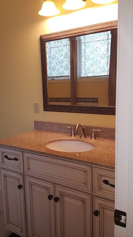 Schönes neues Haus am See am Smith Mountain Lake. in Smith Mountain Lake