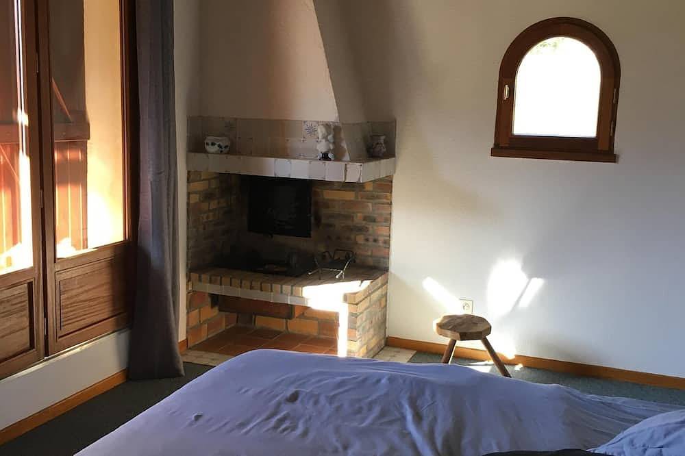 Maison familiale proche du Lac de Génos in Génos, Pyrénées