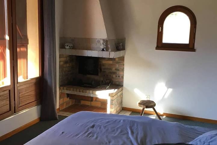 Maison familiale proche du Lac de Génos in Génos, Pyrénées