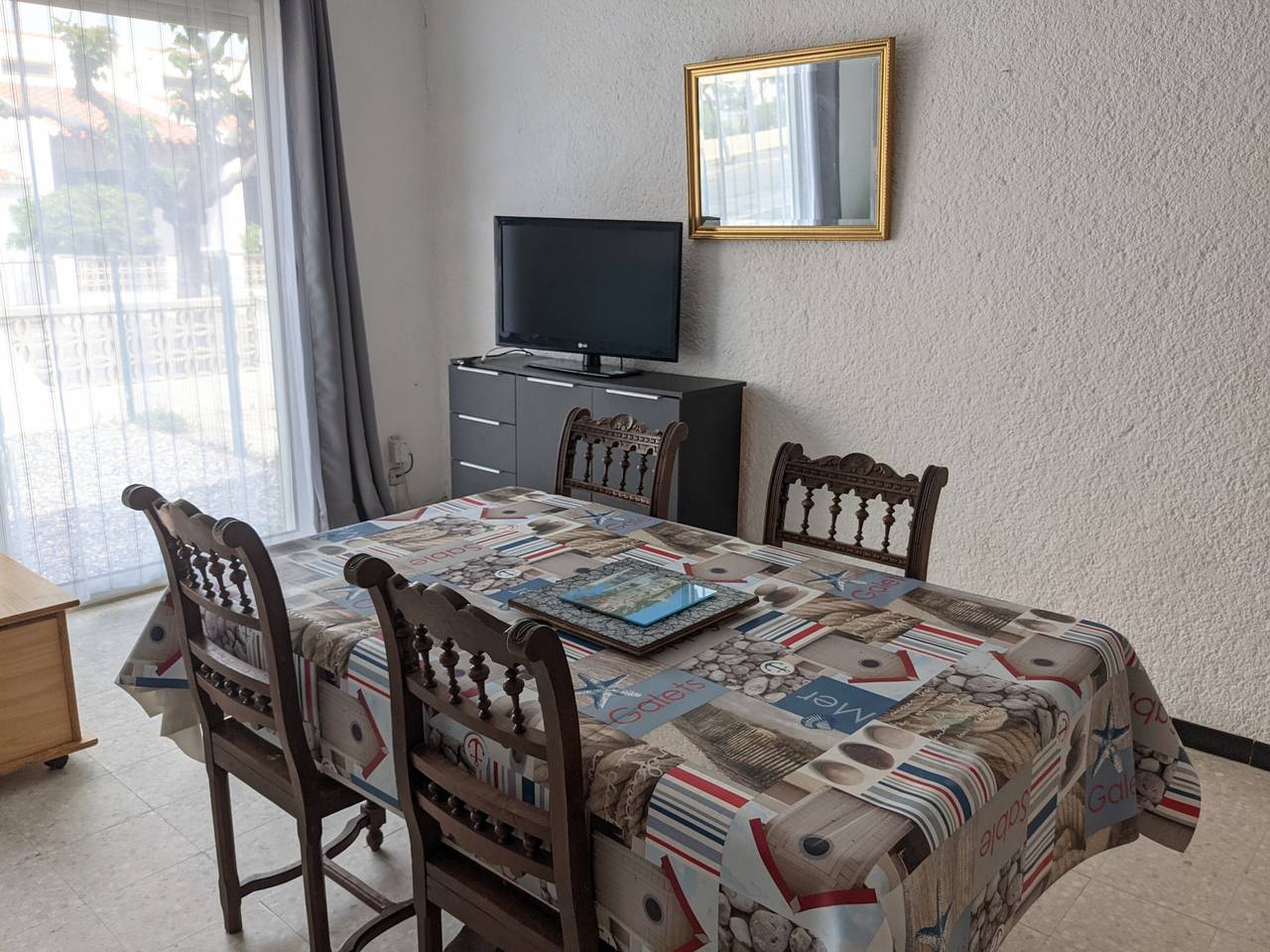 Klimatisiertes Erdgeschoss-Apartment T2 mit Hof, 200m vom Strand, ideal für 5 Personen in Port-la-Nouvelle, Mittelmeerküste (Frankreich)