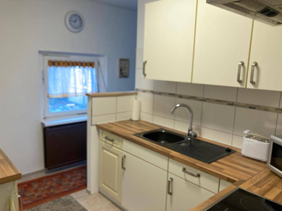 Ganze Wohnung, Gemütliches Ferienhaus 70qm mit Garten Sitzecke Grill 5 Minuten zum See in Drebkau, Lausitzer Seenland