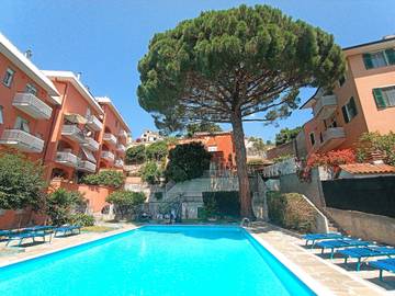 Gîte pour 6 personnes, avec jardin à Arenzano