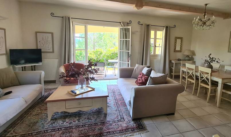 Location de vacances pour 6 personnes, avec terrasse et jardin à La Motte - 4