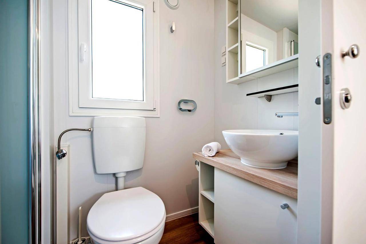 Mobile Homes and Glamping Tents Delta Marine at Campsite Poljana in Mali Lošinj, Cunski