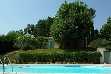 Cottage pour 9 personnes, avec jardin et balcon, animaux acceptés à Opio