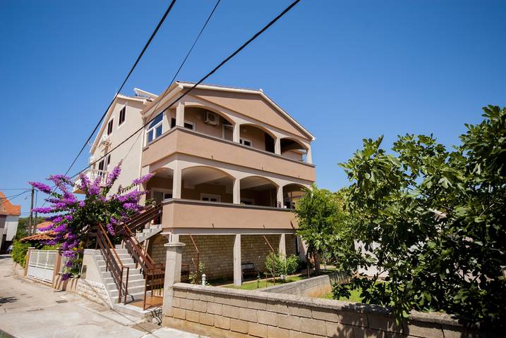 Ganze Wohnung, 1-Zimmer-Ferienwohnung mit Balkon Kukljica, Ugljan A-8253-e in Kukljica, Insel Ugljan