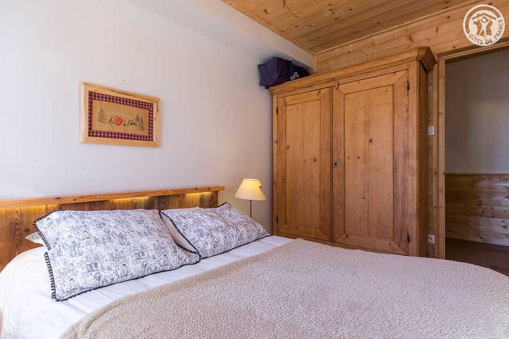 Gîte pour 6 personnes, avec jardin à Les Déserts - 4