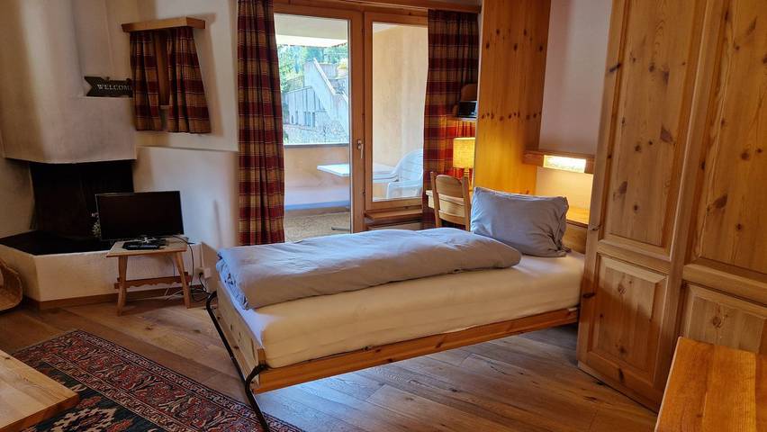 Ferienwohnung für 2 Personen, mit Garten und Sauna in Silvaplana - 4