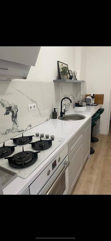 Gîte pour 2 personnes, avec balcon dans Baia Mare