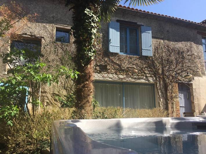 Maison de vacances pour 11 personnes, avec piscine ainsi que vue et jardin, animaux acceptés