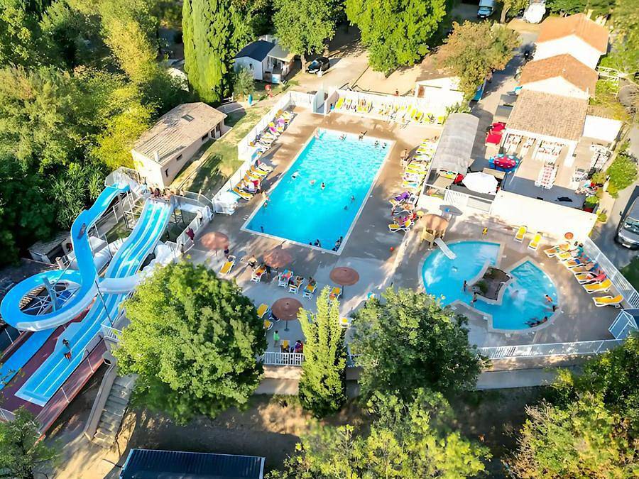 Camping Parc Bellevue Cannes - Mobile home 5 persons - 3 Rooms 5 People (4 adults and 1 child -16 years) Air-conditioned + Tv in La Bocca, Cannes