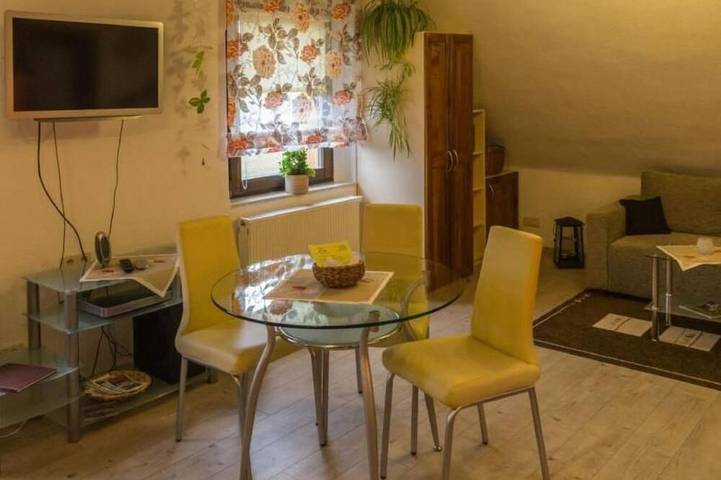 Ganze Wohnung, Mit Fasssauna in Malschwitz, Oberlausitz-Niederschlesien