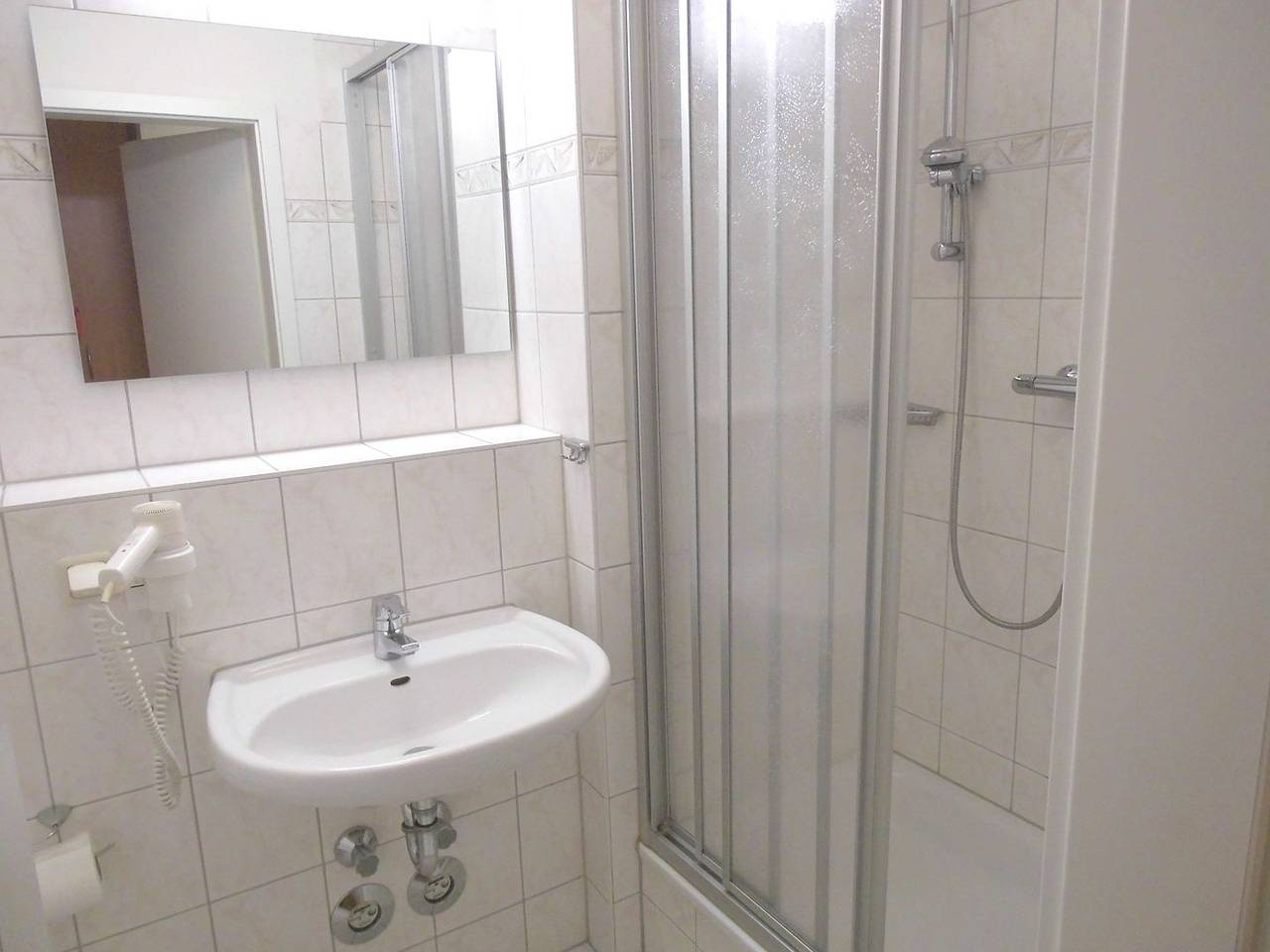 Ganze Wohnung, Ferienwohnung Residenz am Strand Wohnung 1-15 direkt an der Ostsee in Zingst in Ostseebad Zingst, Zingst