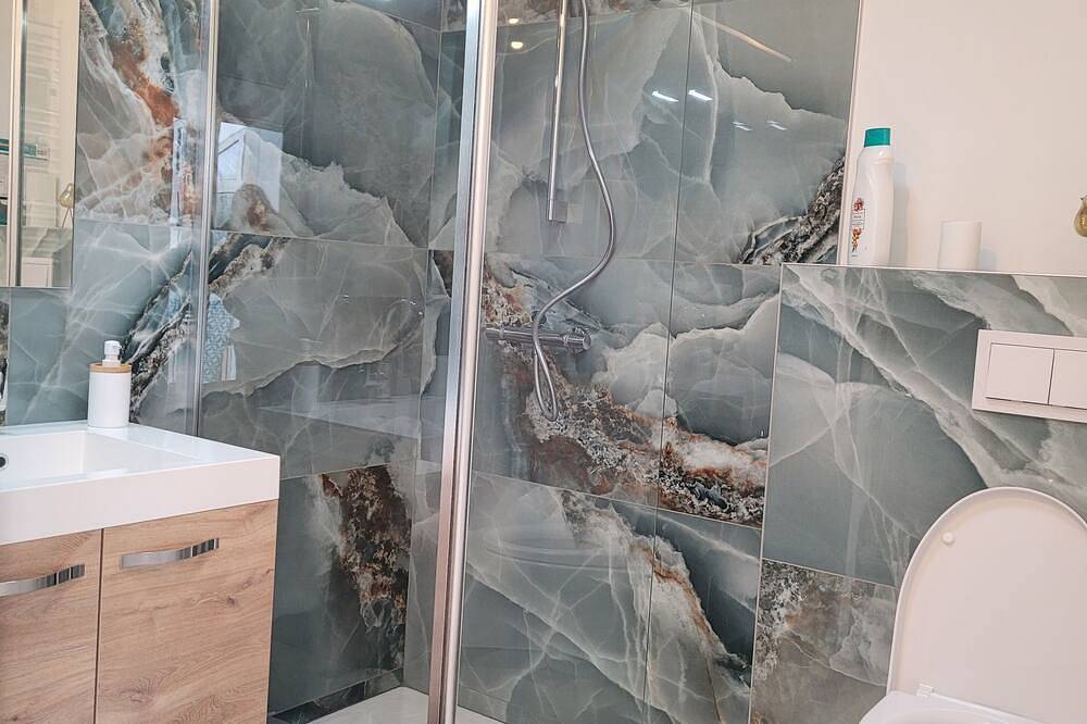 Maison de Coton - Ty Koton, near Paimpol, reception of children thought. in Plourivo, Côte de Goëlo