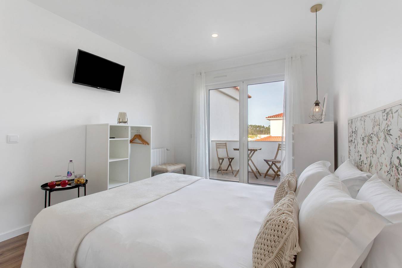 Casa de Campo "Quinta dos Raposos" - Suite Fogo in Famalicão, Leiria District