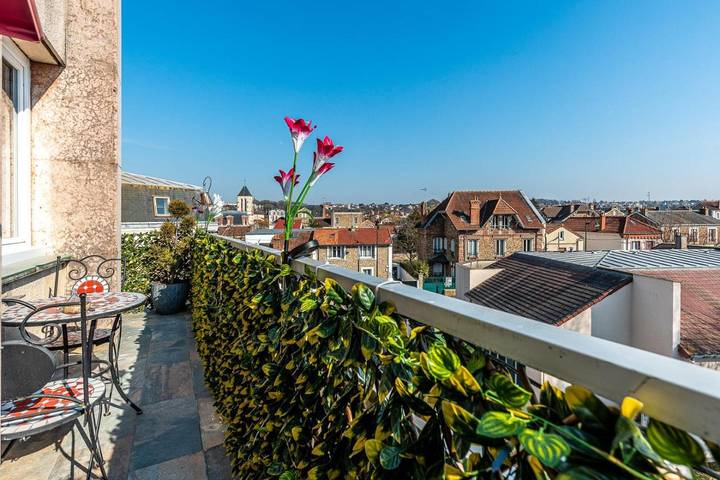 Gîte pour 12 personnes, avec vue et terrasse, animaux acceptés à Corbeil-Essonnes - 4