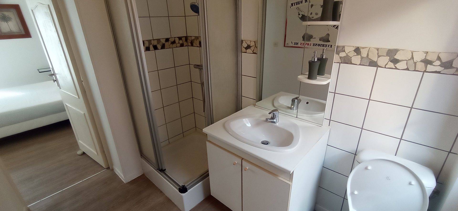 Alex Guest House - Chambre Jaune in Dozulé, Région de Lisieux
