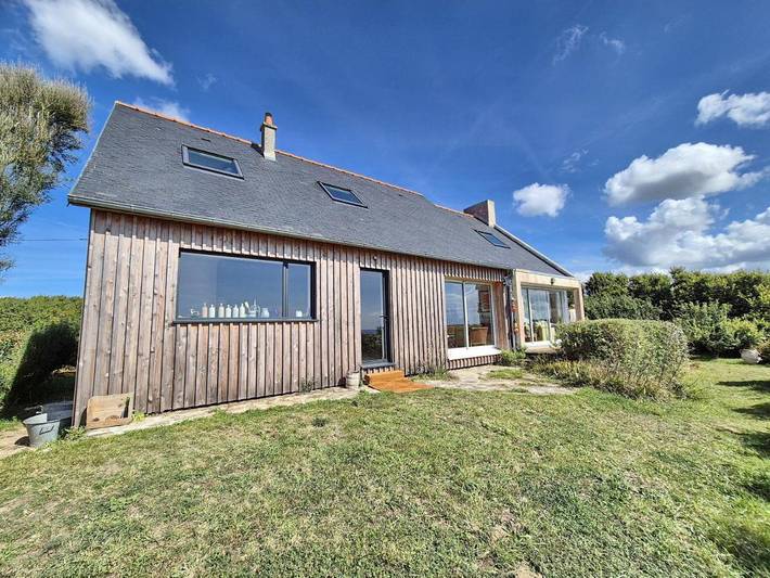 Location de vacances pour 8 personnes, avec jardin et terrasse à Primelin - 3